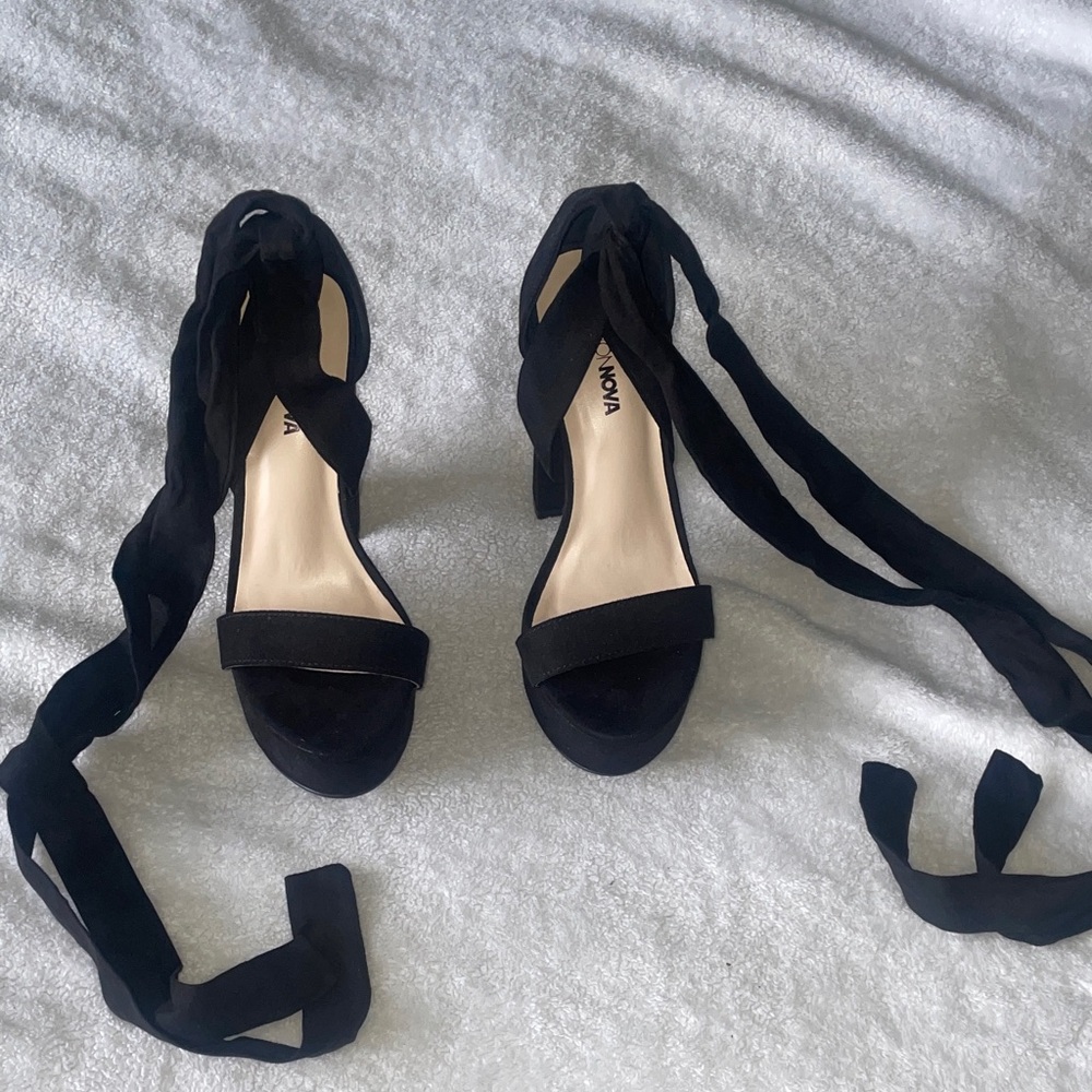Black Women's Wrap Heels